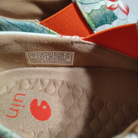 UIN Tranquil Lotus Toledo I Women's Art Travel Slip On Shoes Canvas Floral - Picture 12 of 13